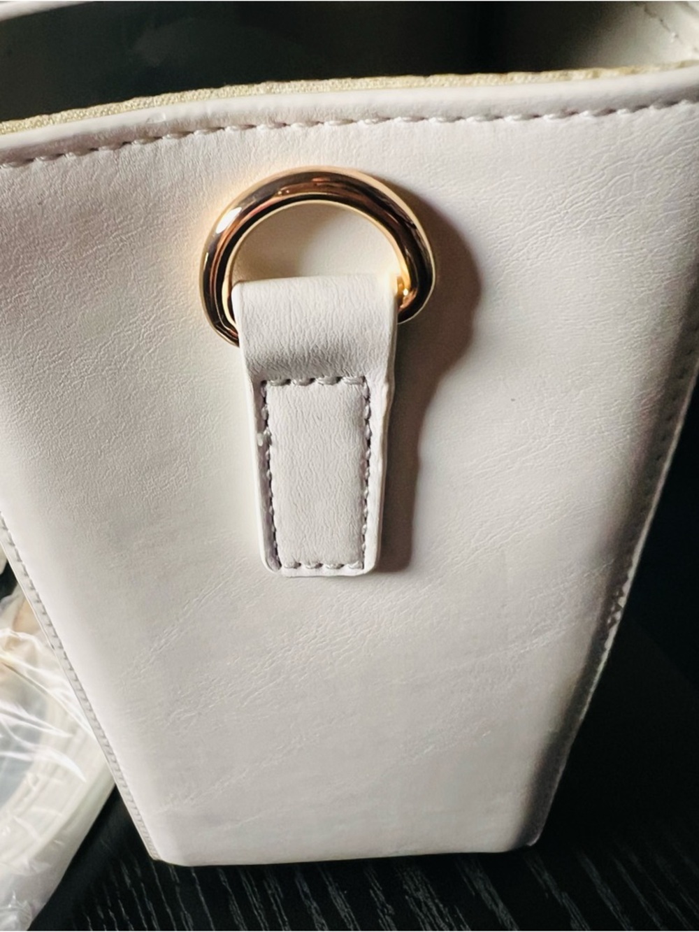 White 40oz Stanley Tumbler with Crossbody Bag Cup Holder with Keychain Pouch NWT - Picture 13 of 13